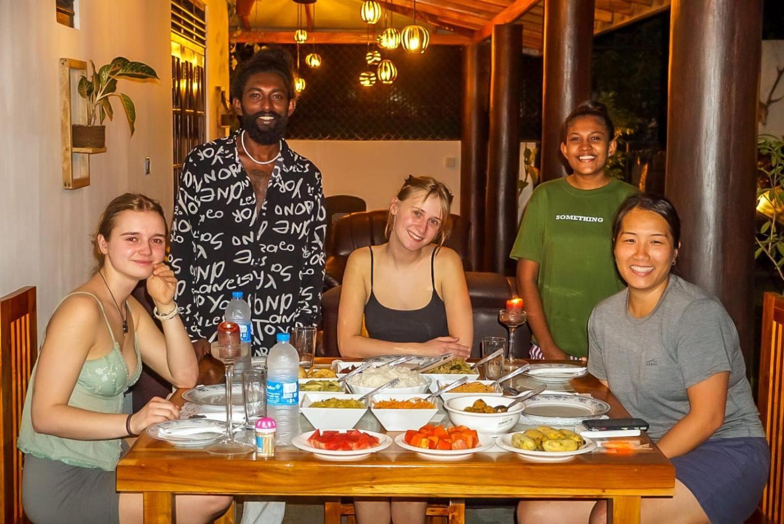 Cozy House Hotel Udawalawe Ngoại thất bức ảnh