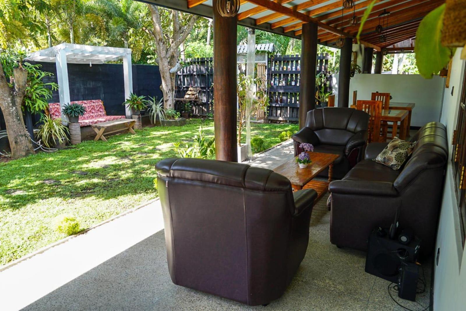 Cozy House Hotel Udawalawe Ngoại thất bức ảnh