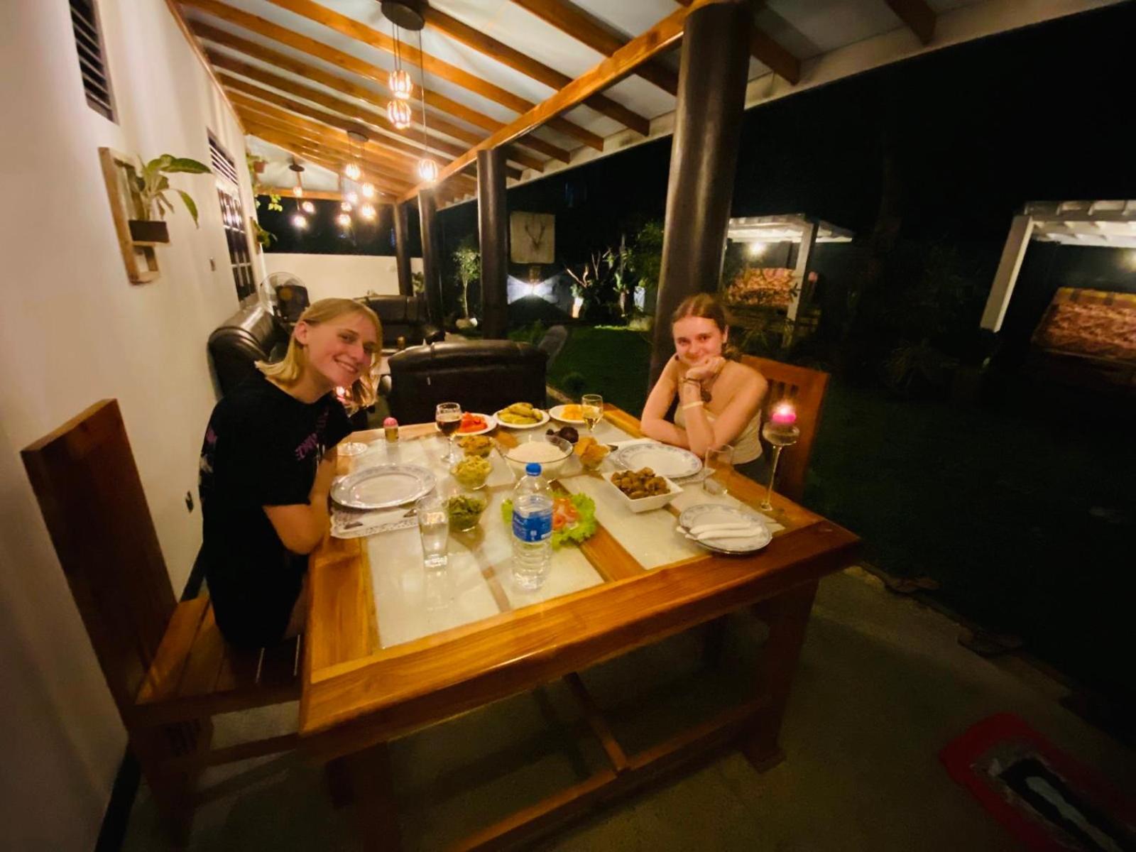 Cozy House Hotel Udawalawe Ngoại thất bức ảnh